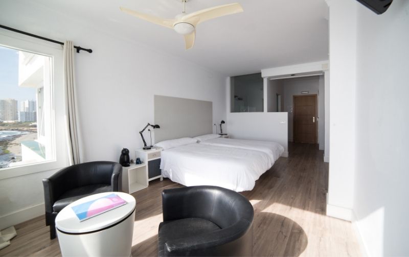 UN SUEÑO SOBRE EL MAR